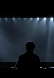 Где и как смотреть фильмы онлайн бесплатно: легальные способы и полезные советы