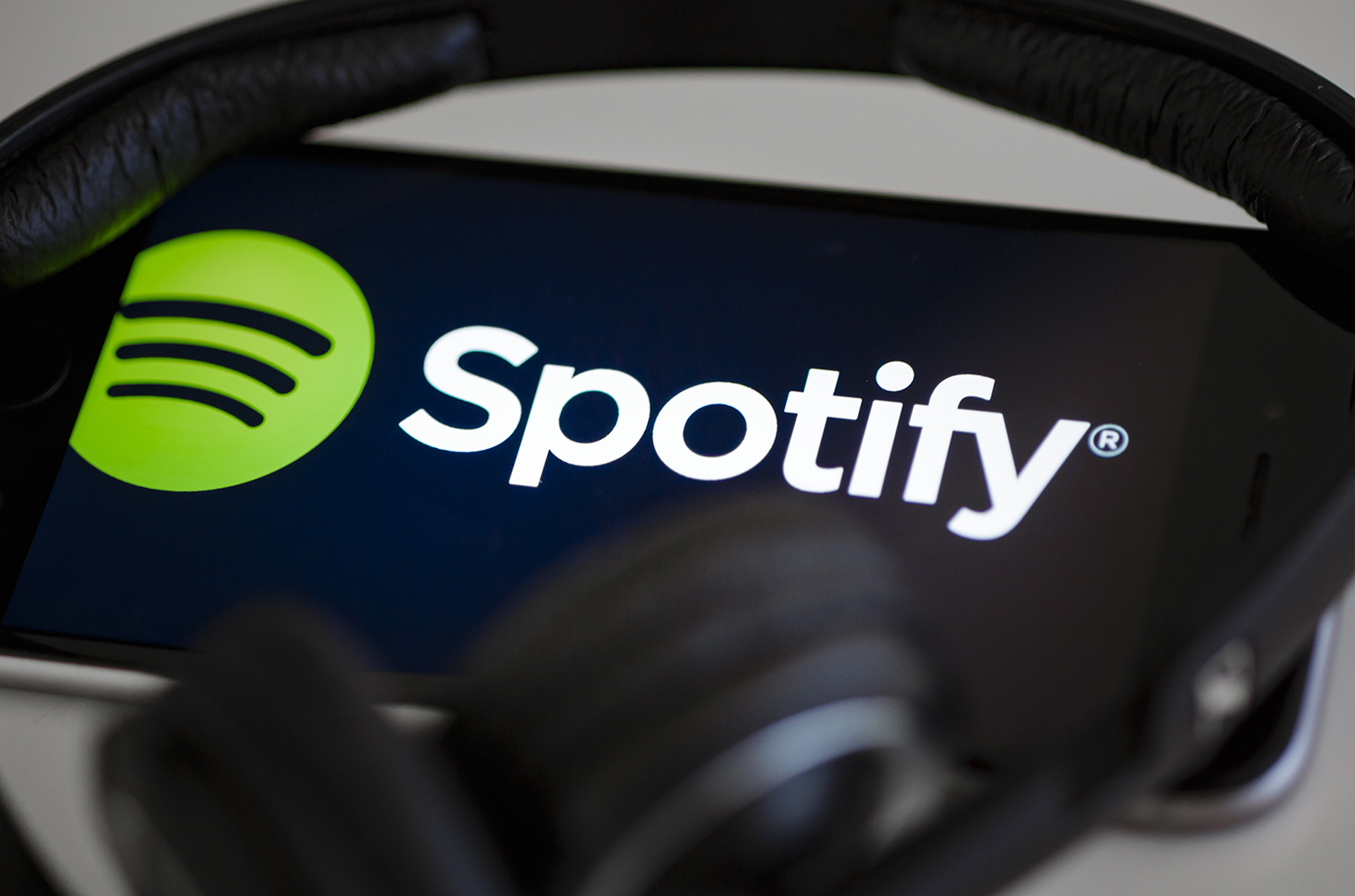 Накрутка прослушиваний Spotify: почему она необходима