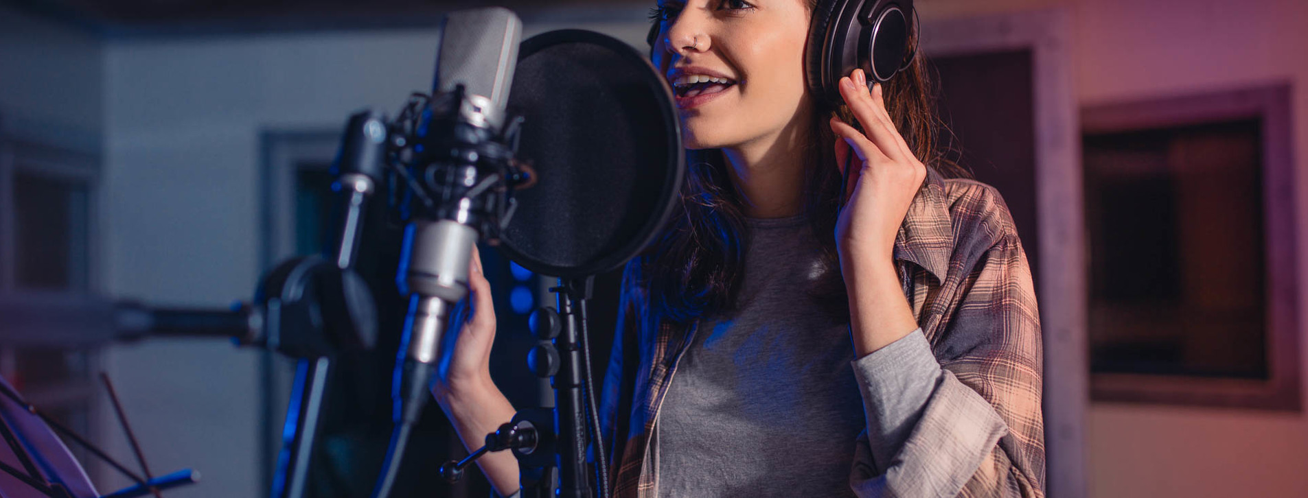 Уроки вокала: как развить свой голос и стать лучшим певцом!